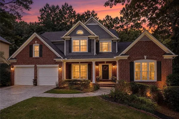 8406 AVALON CT