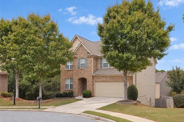 3422 FALLEN OAK DR