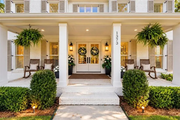 1373 N DRUID HILLS RD