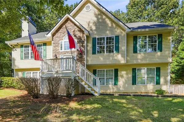 388 KERRY DR