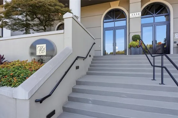 3334 PEACHTREE RD 1704