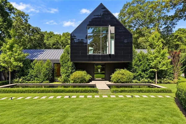 2716 RIDGEWOOD RD