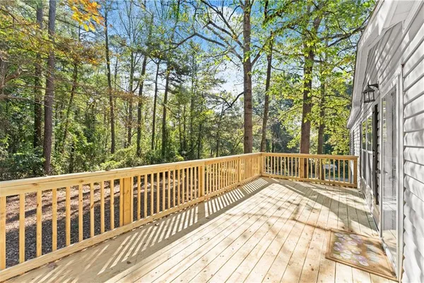 470 GOLD HILL DR