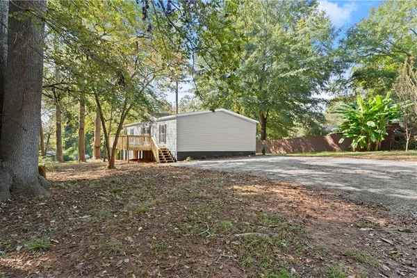 470 GOLD HILL DR
