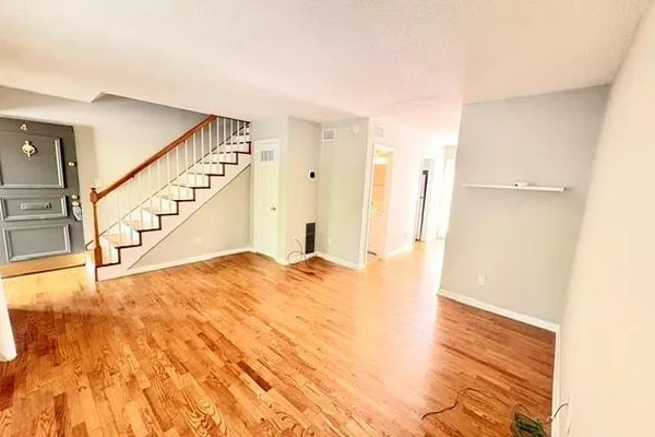 1600 BRIARCLIFF RD 4
