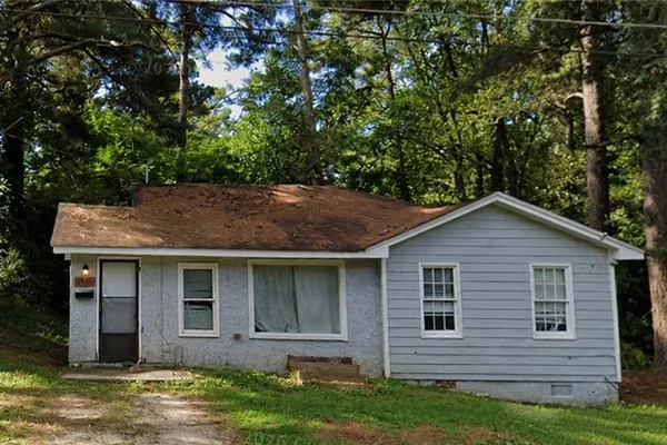 1201 LAKE DR
