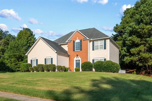 473 CONCORD CIR
