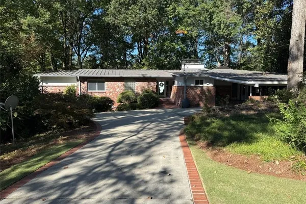 2076 ELDORADO DR