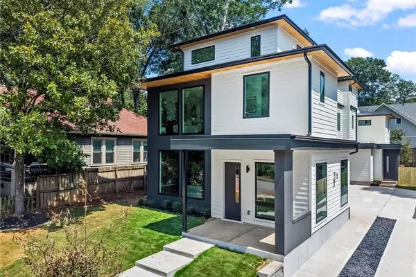 215 FLORA AVE A