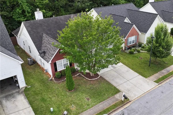 285 KENTSHIRE PL