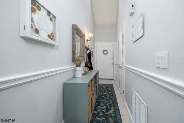 7 SUGAR LOAF CT 5