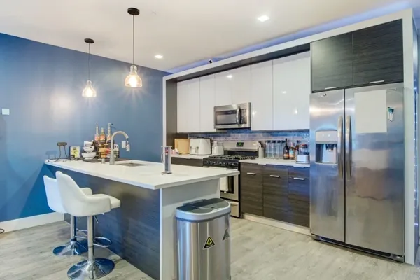 62 69TH ST 403