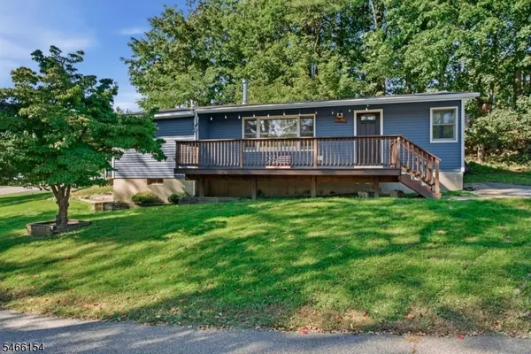 6 SUNSET DR