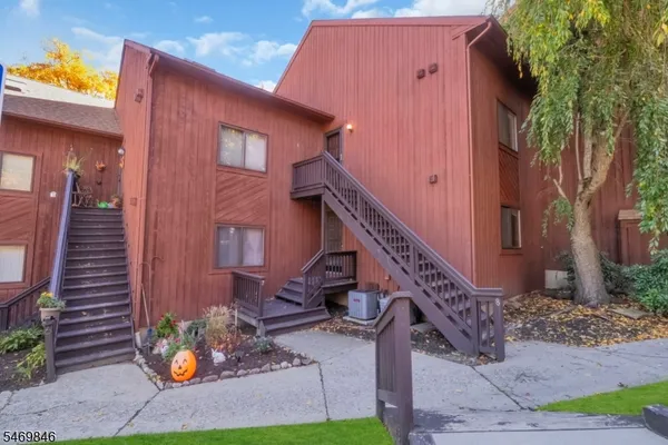 6 BAILY BUNION CT 7