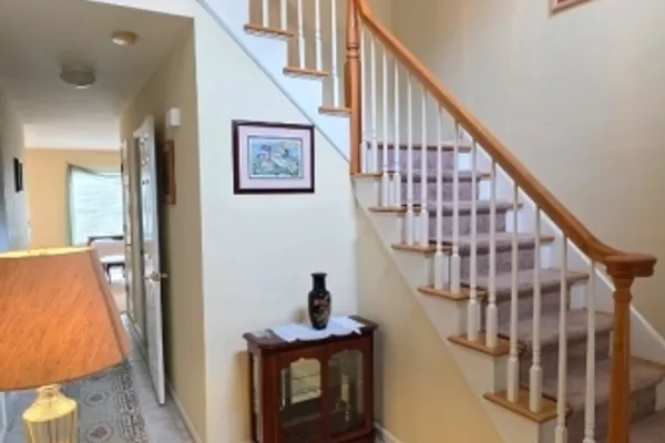 3 DRUID LN