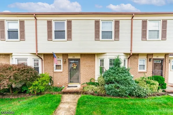 31 ASTOR CT