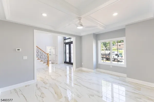 117 BERKLEY BLVD
