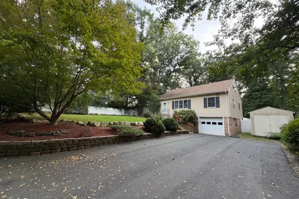 11 RICHMOND RD