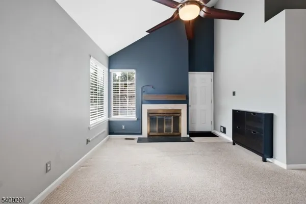 10 STEVENS CT