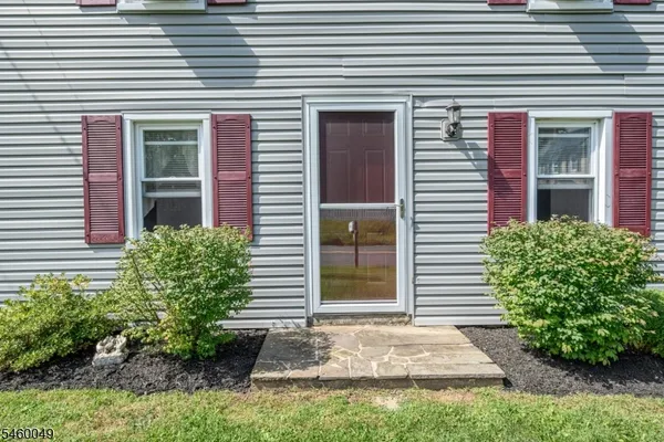 1043 COUNTY RD 519