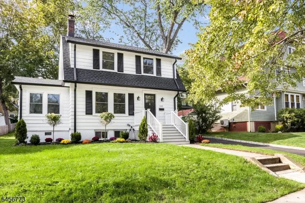 343 MEADOWBROOK LN
