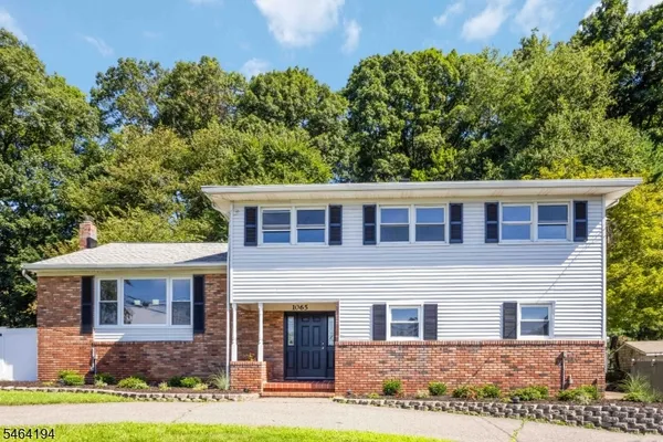 1065 SUSSEX TPKE