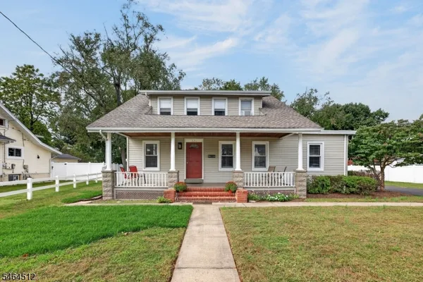 325 DORN AVE