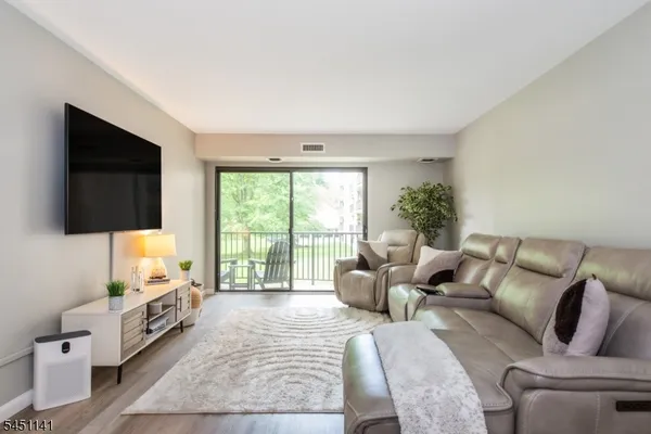 521 PIERMONT AVE 119