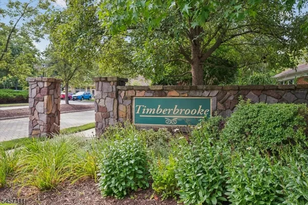 703 TIMBERBROOKE DR