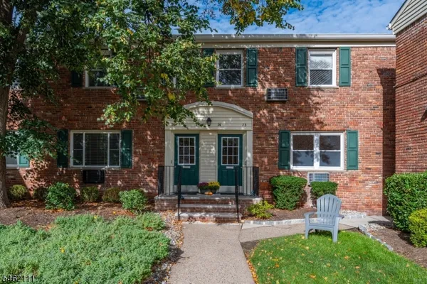 79 ROSELAND AVE 74