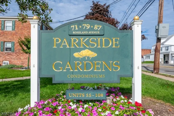 79 ROSELAND AVE 74