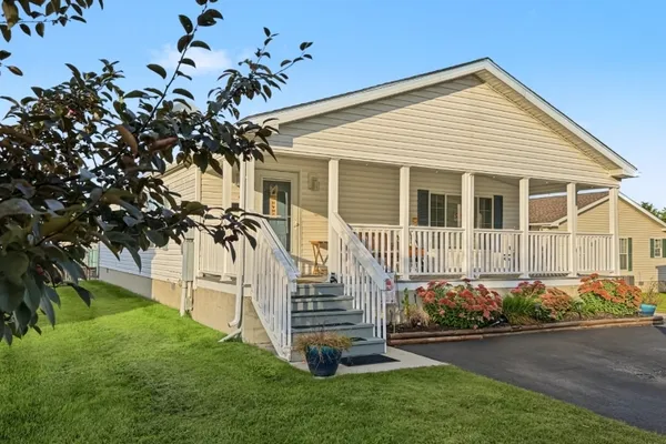 4 MORNINGSIDE DR