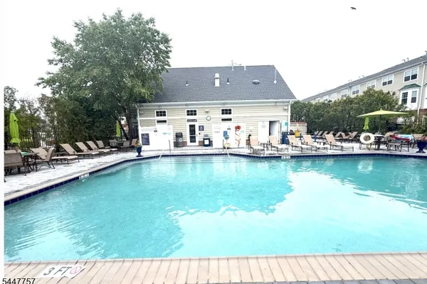 411 DELUCA RD