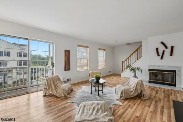 26 SETON HALL DR
