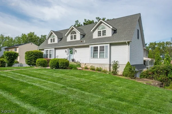 82 N BELAIR AVE