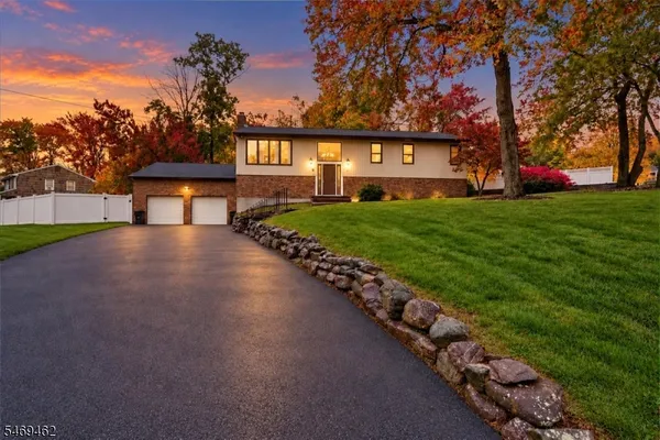 20 WESLEY DR
