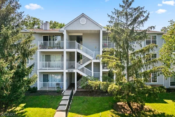 75 RACHEL CT