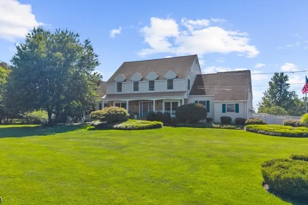 36 KINGSRIDGE RD