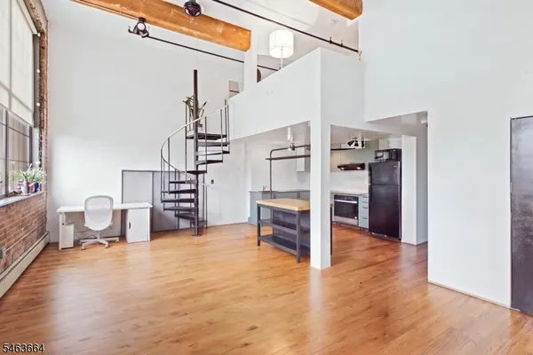 366 TRENTON AVE 4G