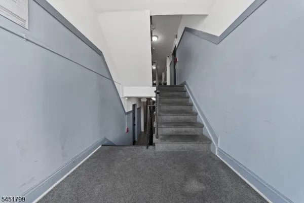 816 W GRAND ST 3A