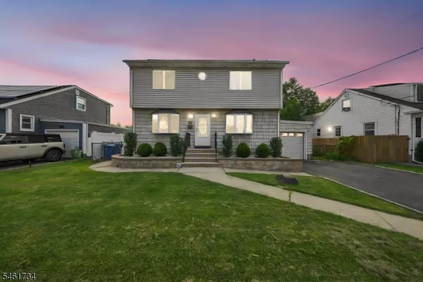126 MARTIN DR
