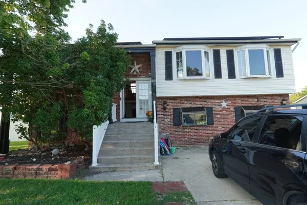 408 JENNIFER LN