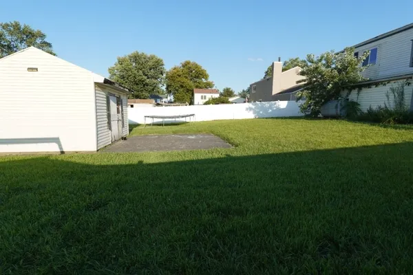 408 JENNIFER LN
