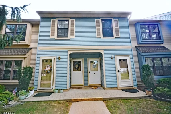80 WYNDHAM PL