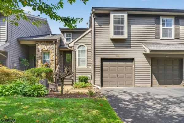 46 HAVERHILL CT