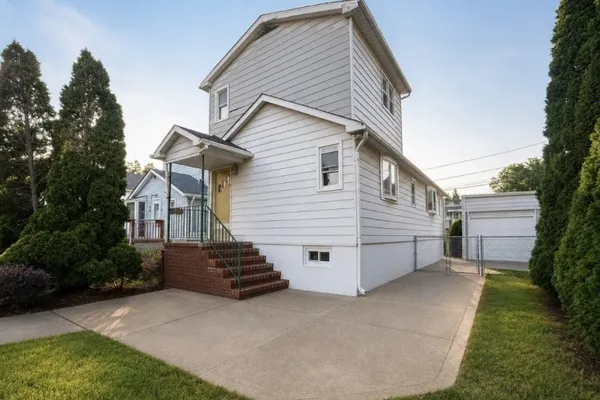 25 SILZER AVE