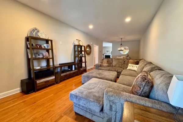 67 MARA BLVD