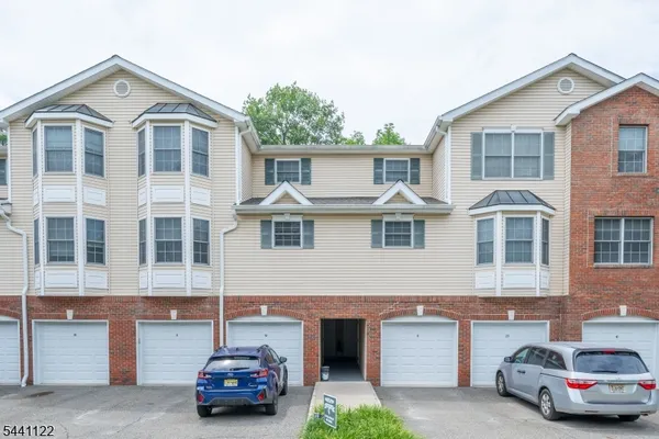 30 FEDERAL HILL RD 8