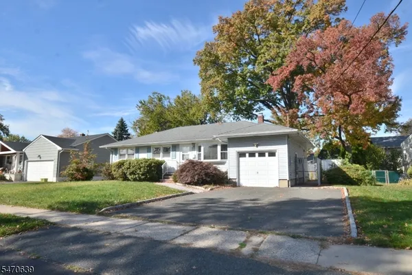 2360 COLONIAL DR