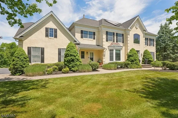 143 VAN ZANDT RD